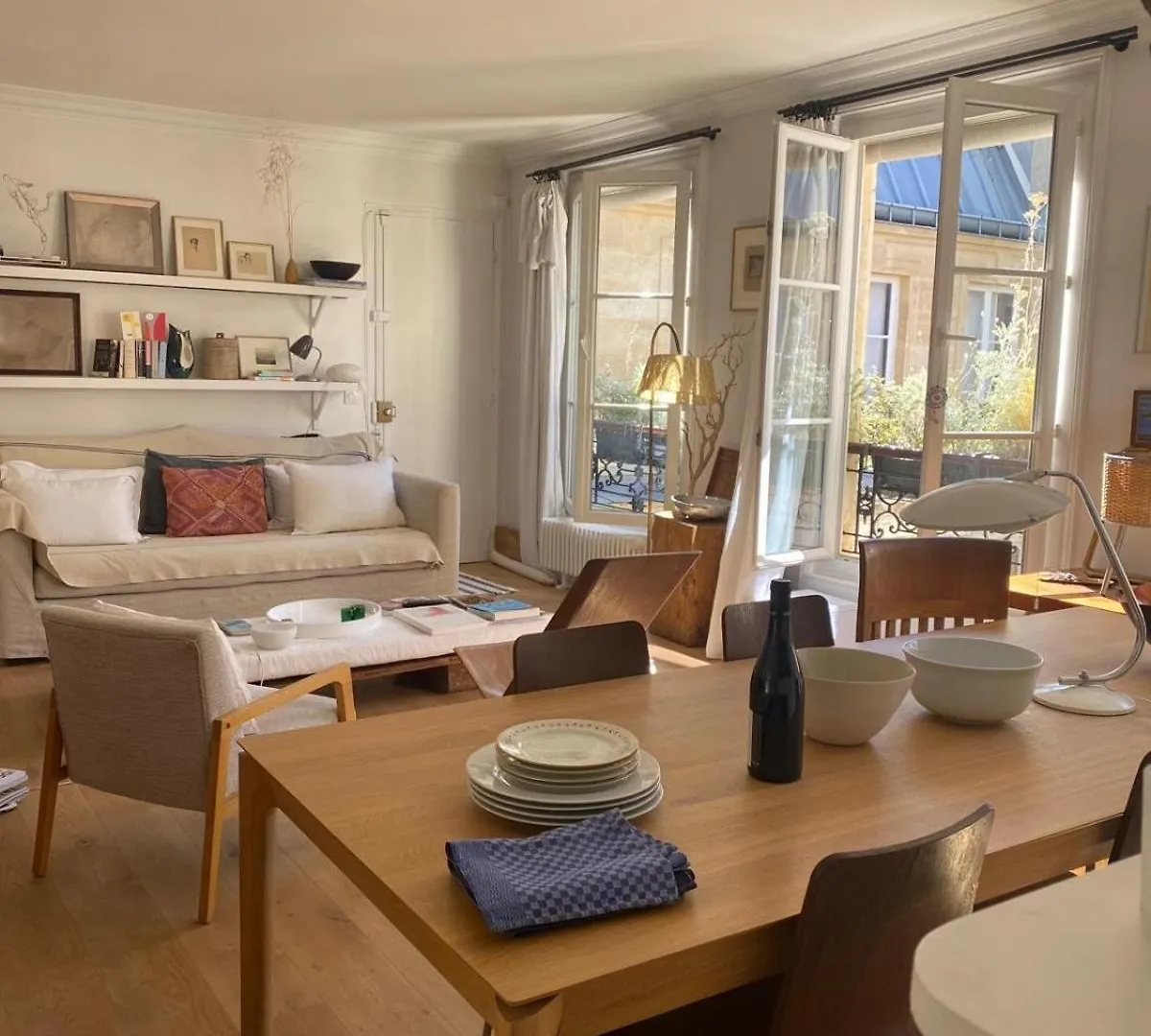 Appartement A Deux Pas Du Canal Saint Martin París Francia