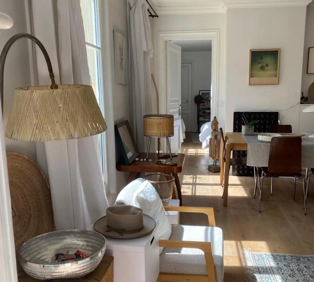Appartement A Deux Pas Du Canal Saint Martin París Apartamento